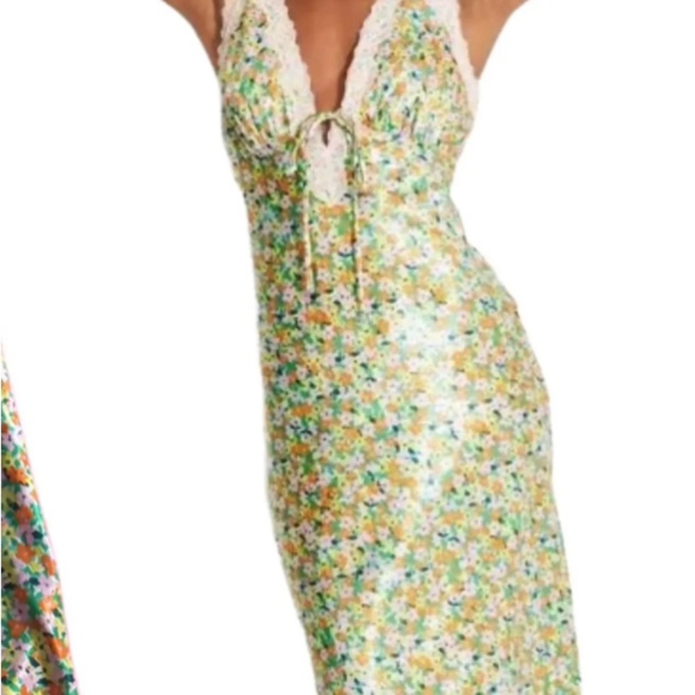 Wild Fable Multicolor Lace Trim Top